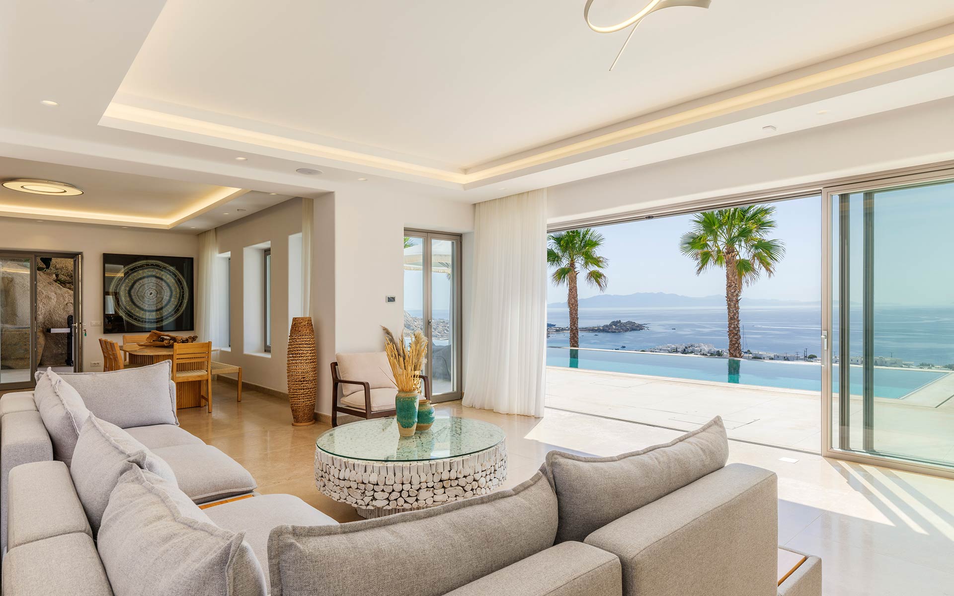 VILLA WHITE LUXURY VILLAS IN PLATIS GIALOS MYKONOS