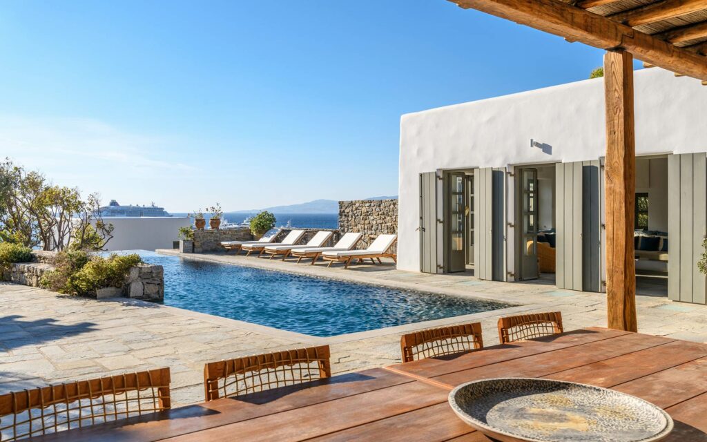 Luxury Villa Chora