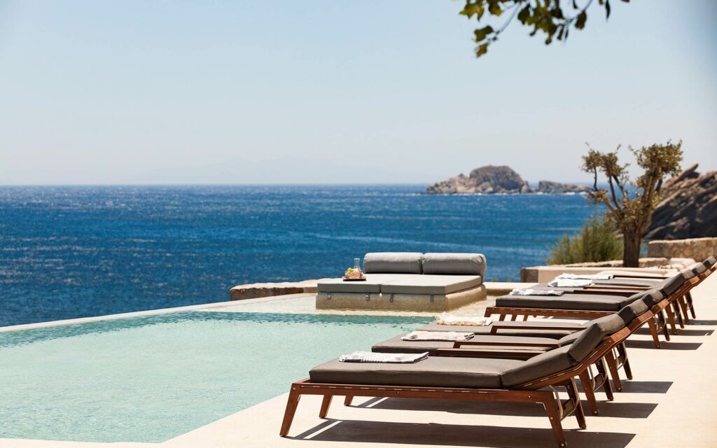 Luxury Villa Edge