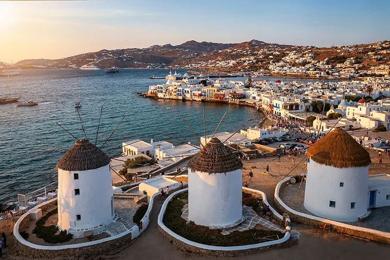 Mykonos Villas Collection - Loyal Villa Luxury