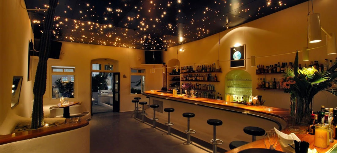 ASTRA | WHERE MYKONOS SOCIALITES MEET CELEBRITIES FROM ALL OVER THE WORLD