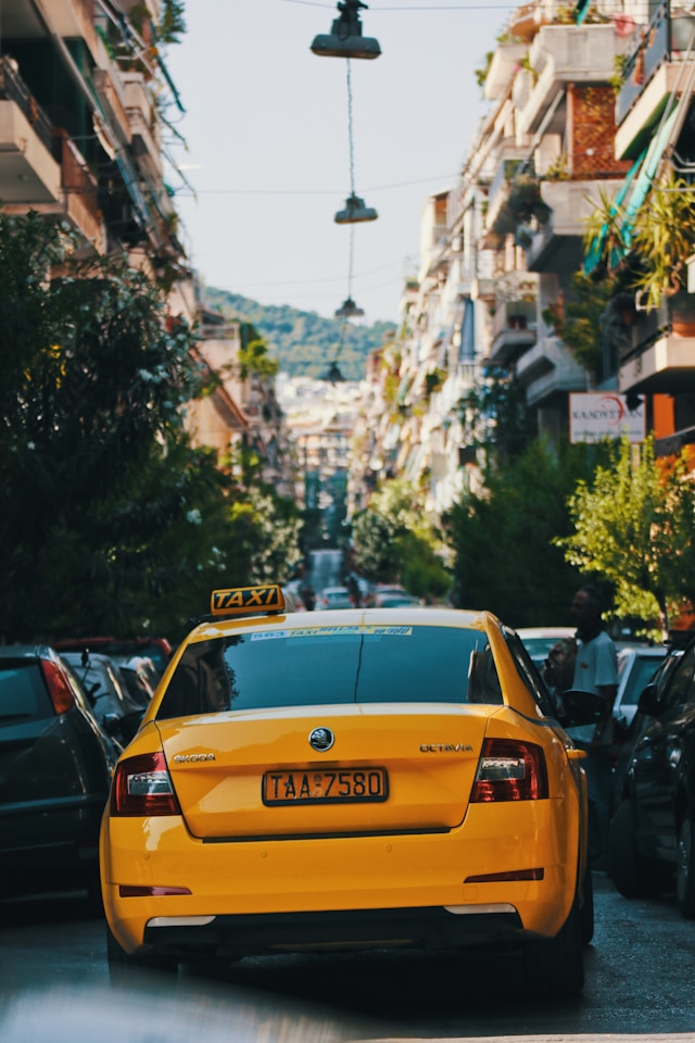 taxis greece